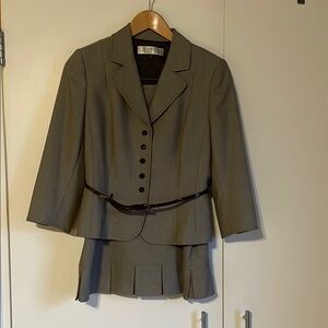 Women's Tahari Blazer and Skirt Set